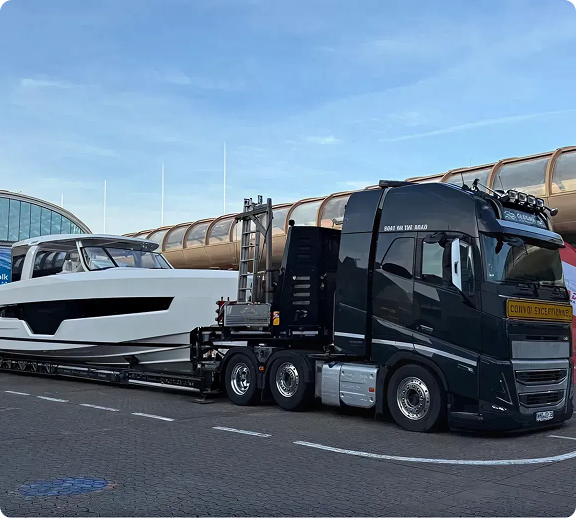 Land transport for boats and yachts